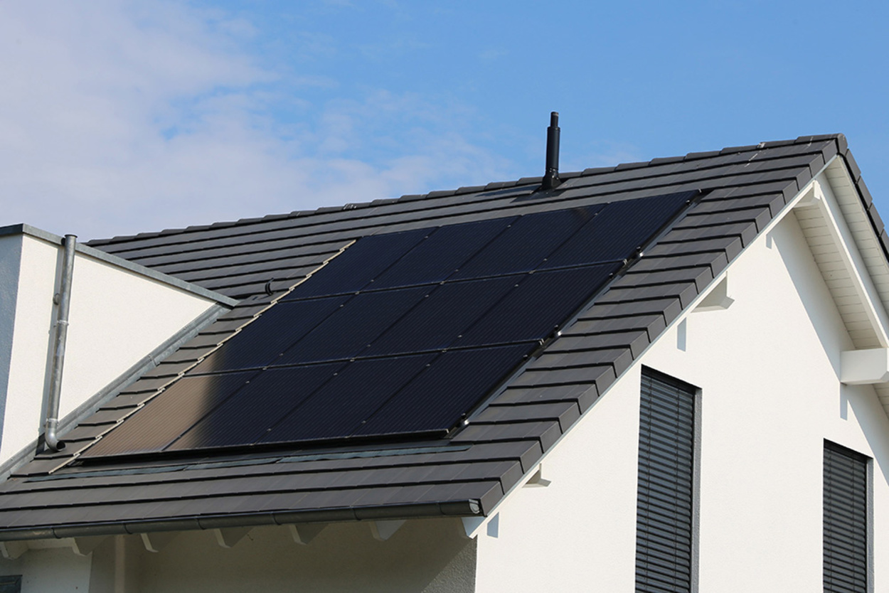 Photovoltaik bei Muster Elektro in Musterstadt